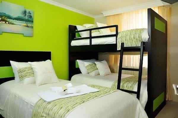 Hotel Land