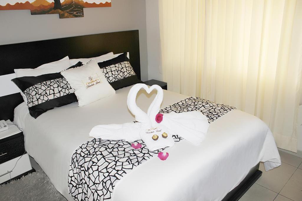 Land Hotel Tababela